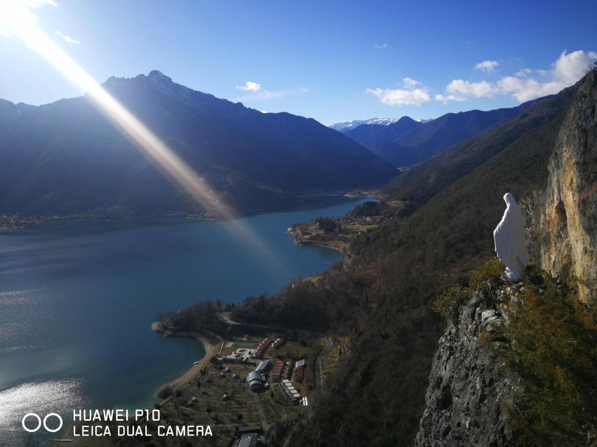Casa Luca E Cristina Villa Mezzolago Eksteriør bilde