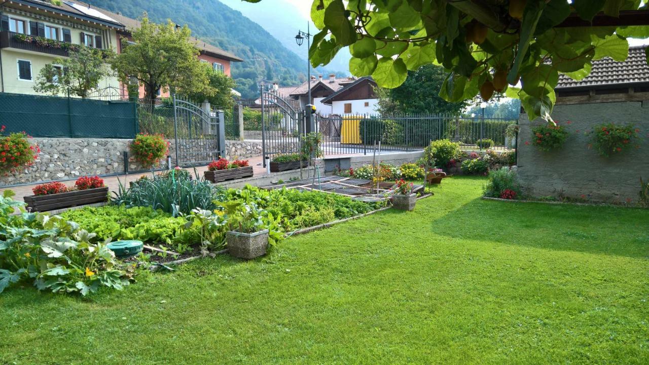 Casa Luca E Cristina Villa Mezzolago Eksteriør bilde